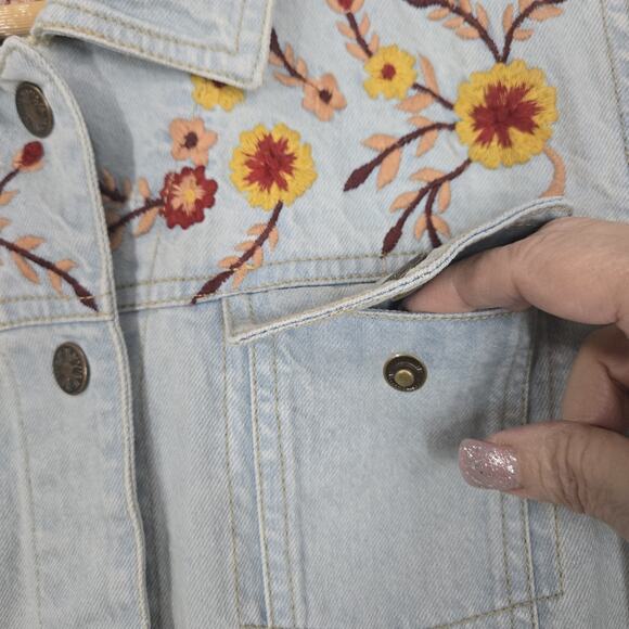 VTG Keren Hart Denim Jacket sz M Light Blue 100% Cotton Embroidered Floral Boho - Picture 7 of 15